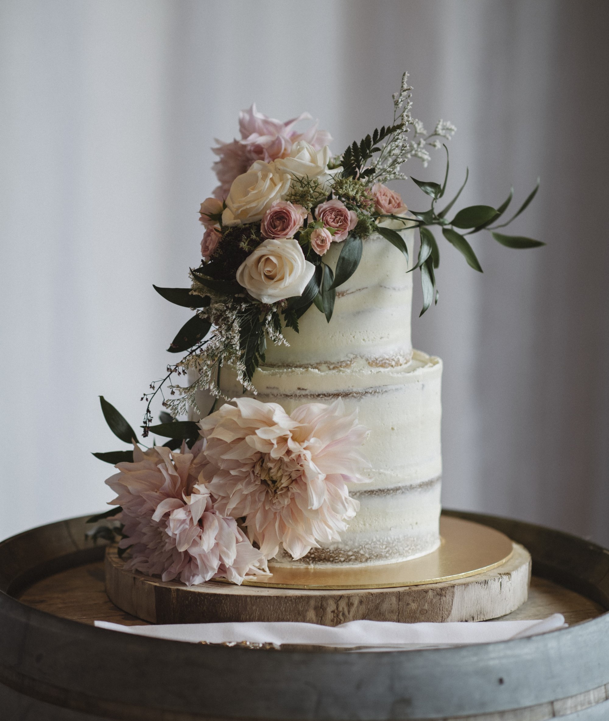 Two Tier Wedding Cake Ideas 60 Photos Astyledwedding