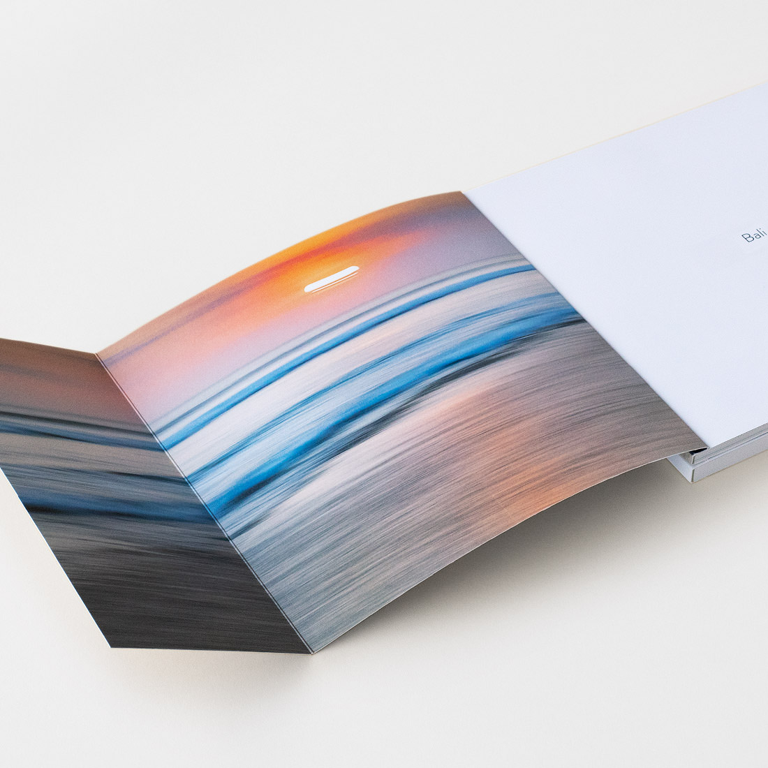 Doppelseitige, panoramische Coverdesigns.