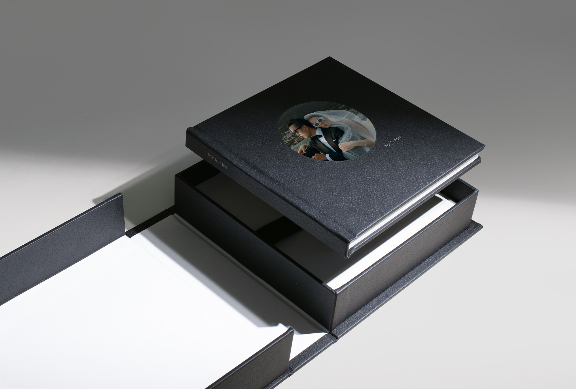 New Vegan Leather Presentation Boxes for Premium Photo Books