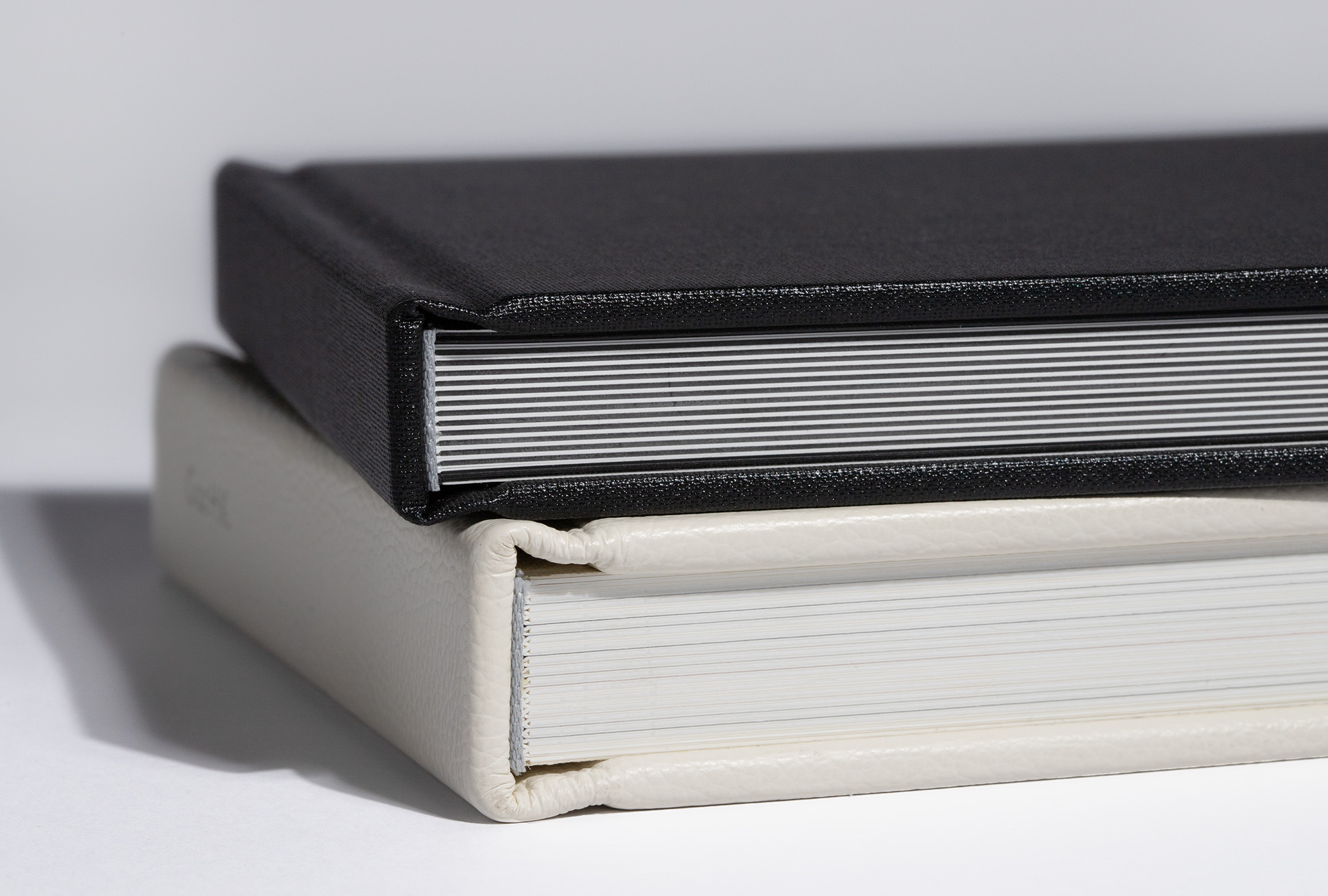 Both versions of Photo Albums