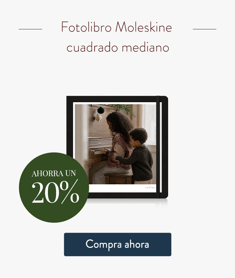Ahorra un 20% - Fotolibro Moleskine cuadrado mediano